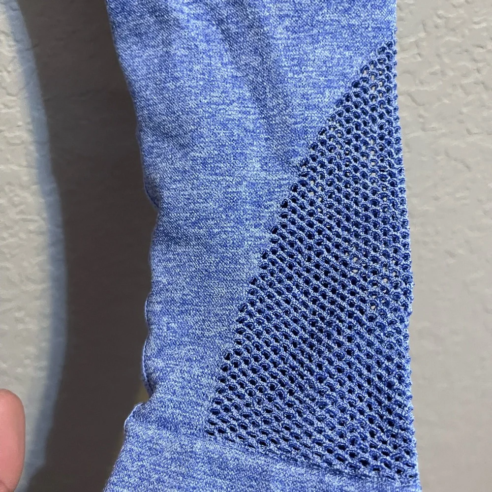 SOLD đźš« High Rise Seamless Leggings - Picture 10 of 12